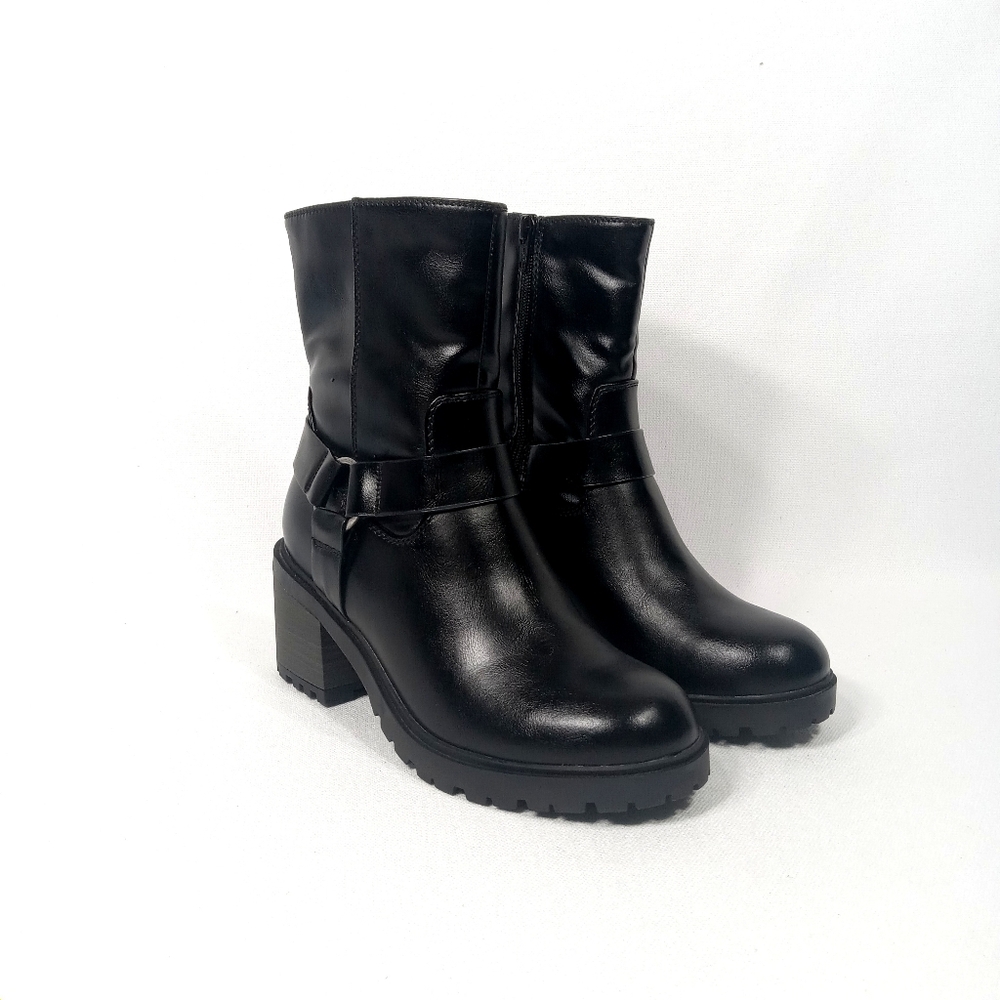 UNIVERSAL THREAD Black Moto Style Boot Women's Size 7